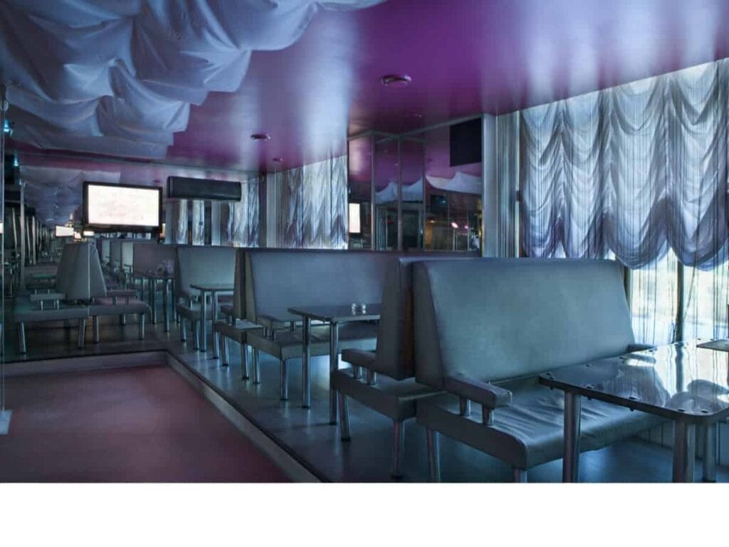 a-lounge-with-purple-uplighting